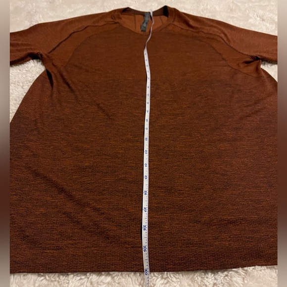 Lululemon Metal Vent Tech 2.0 V Neck Mens Shirt Black/Canyon Orange Sz L - Picture 2 of 10